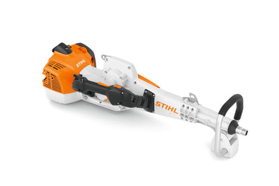 Primo piano dello Scuotitore SP-482 di Stihl, strumento per raccolte professionali