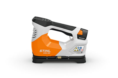 Vista laterale del compressore a batteria Stihl KOA 20
