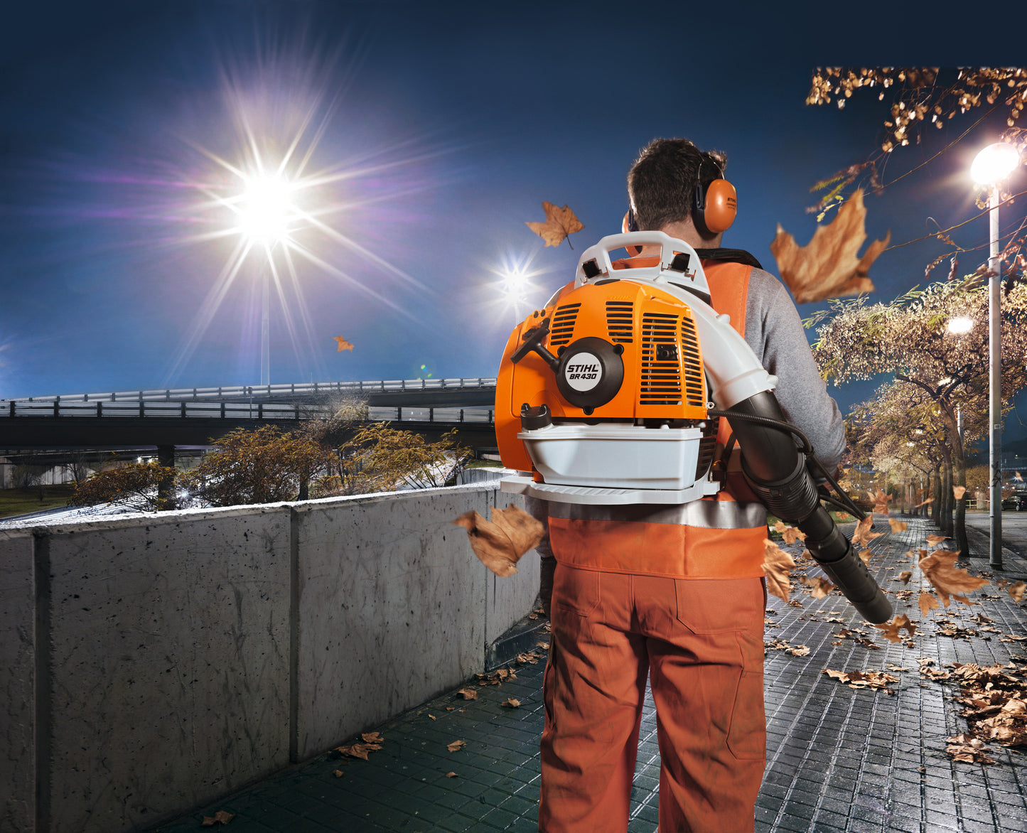 Dettaglio delle tracolle imbottite e sistema antivibrazioni del Stihl BR 430