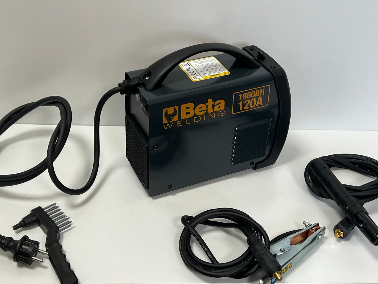 Saldatrice ad inverter MMA Beta Welding 1860BH 120A 230V con cavi e accessori