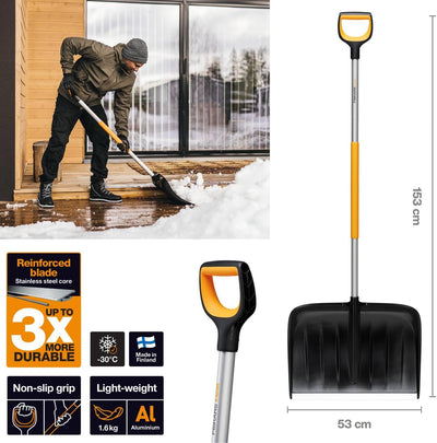 Spingineve Fiskars X-series 153 cm con pala larga e manico ergonomico