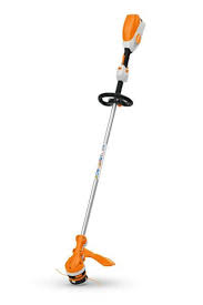 Decespugliatore a batteria Stihl FSA 110 R 36 V con impugnatura ergonomica e testina di taglio