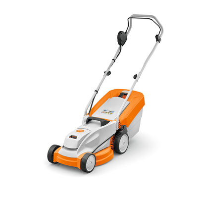 Tosaerba a batteria STIHL RMA 235 sistema AK con stegola ripiegabile