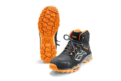 Stihl stivali antinfortunistici S3 Worker con suola arancione profilata a scanalature