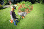Il decespugliatore STIHL FS 56 R in azione su un prato