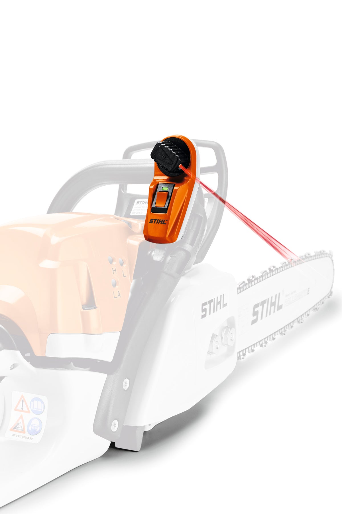 Primo piano del Laser di precisione 2-in-1 di Stihl montato su una motosega