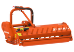 Trinciatrice posteriore per trattore Sicma SL 155 Spostabile vista laterale posteriore, colore arancione, con struttura rinforzata e rullo posteriore.