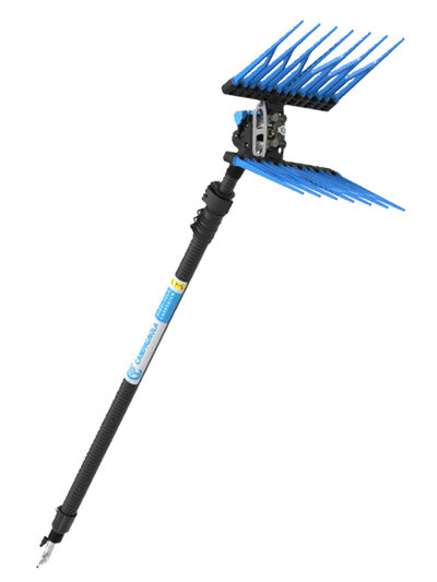 Campagnola Iron abbacchiatore pneumatico su asta con doppia pettinatura e rebbi blu