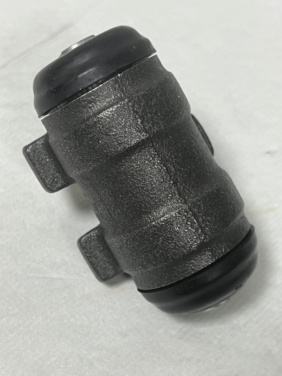 Cilindretto freno idraulico Caron per motoagricola serie 100 200 300 500 con parapolvere