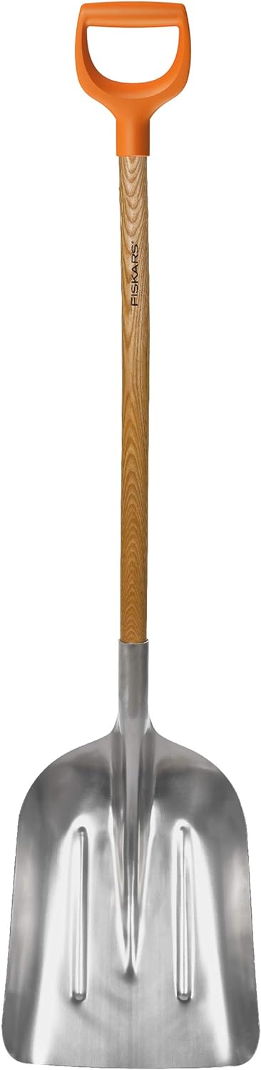 Pala per neve Fiskars in alluminio 31 cm con manico in legno