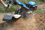 Aratro rotativo GroundBlaster montato su motocoltivatore in lavorazione del terreno