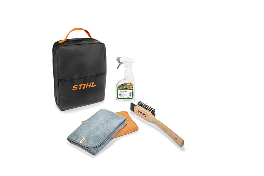 Kit cura e pulizia STIHL per iMOW Plus con Multiclean 500 ml, spazzola con raschietto, panni in microfibra e borsa