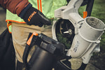 Dettaglio manutenzione e accesso alla camera di trinciatura del STIHL SHA 140