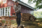 Motoseghe STIHL per taglio legna da ardere in area di lavoro esterna