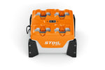 STIHL AL 301-4 caricabatterie multiplo vista dall’alto con 4 slot di ricarica