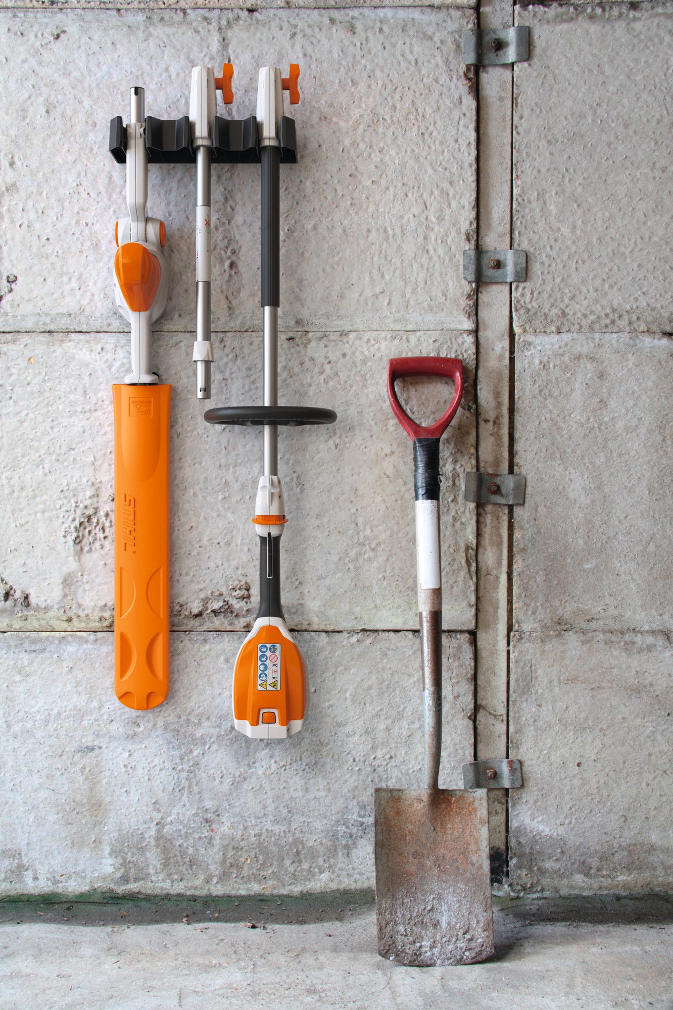 Tagliasiepi STIHL HLA 56 con asta divisibile per trasporto e stoccaggio