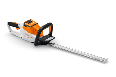 Tagliasiepi a batteria STIHL HSA 50 con impugnatura ad arco e lama da 50 cm