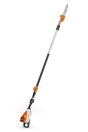 Potatore a batteria telescopico STIHL HTA 135 con asta estensibile e testa di taglio