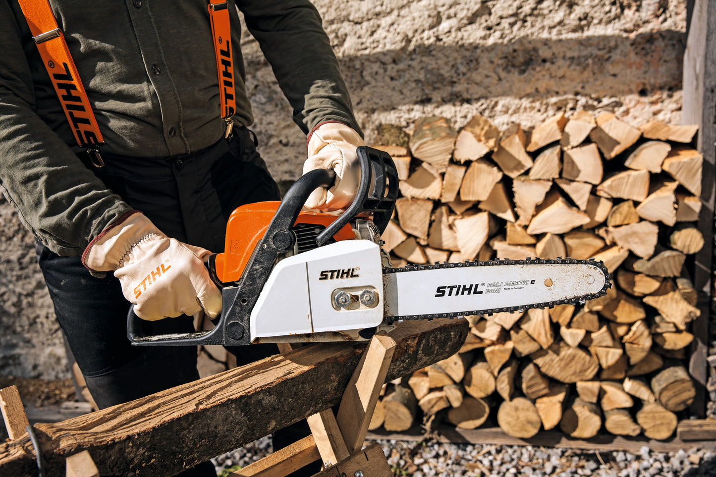 Motosega STIHL MSE 170 per taglio legna da ardere e lavori di giardinaggio