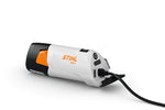 STIHL PS 1 collegata in carica con cavo su porta USB-C