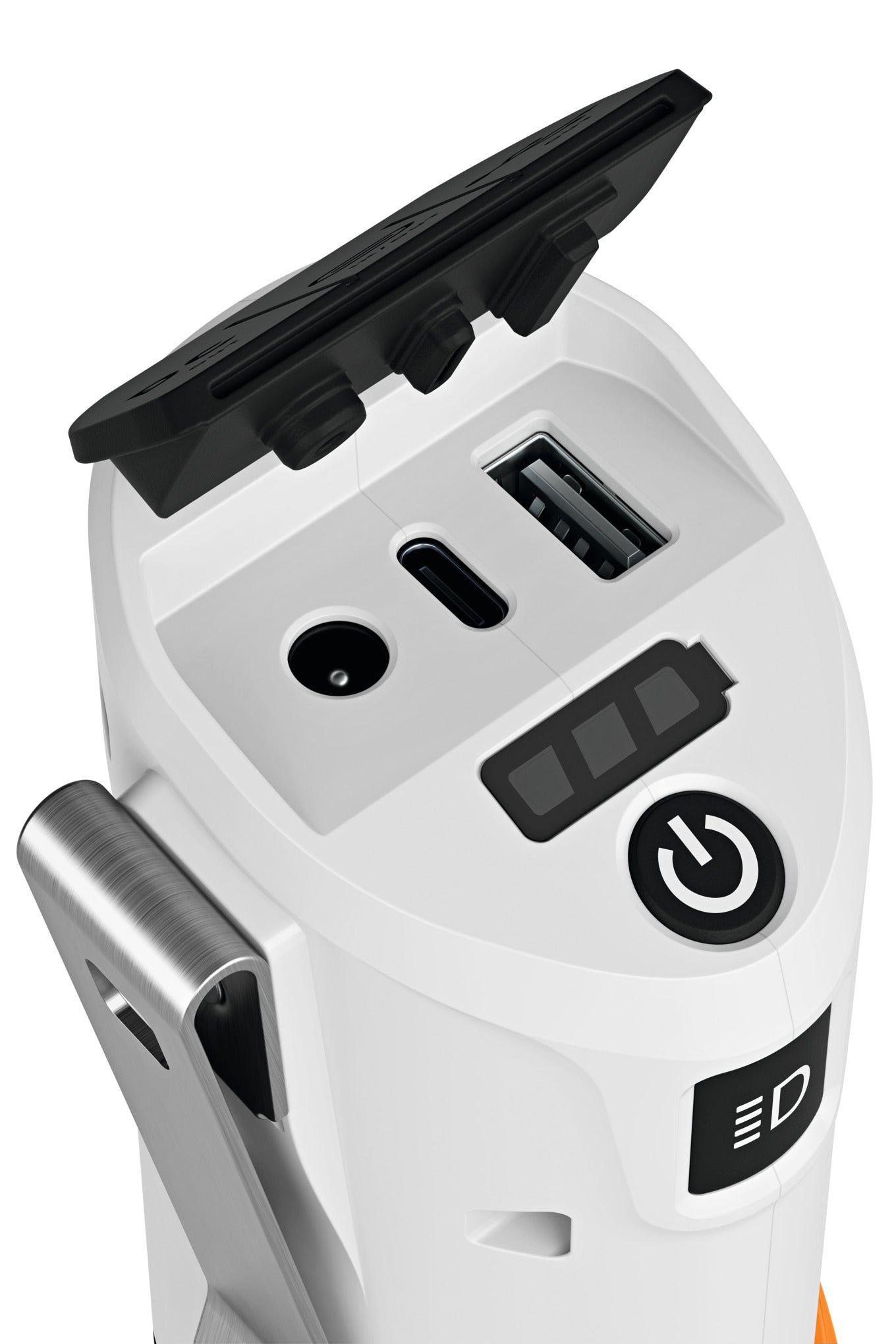 Dettaglio prese STIHL PS 1 con porte USB-A e USB-C e ingresso DC