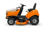 Trattorino tosaerba Stihl RT 4112 SZ vista laterale sinistra con piatto di taglio