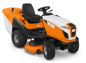 Trattorino tosaerba Stihl RT 6112 ZL con piatto di taglio da 110 cm e cesto raccolta