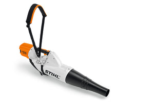 Sistema di sostegno con tracolla STIHL per soffiatore BGA 85 con punti di aggancio per bilanciamento