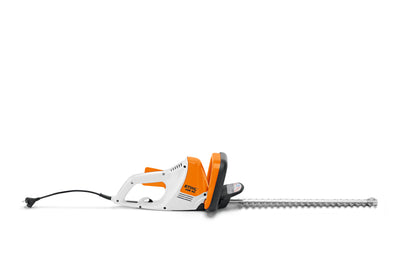 Tagliasiepi elettrico STIHL HSE 42 con lama monolato e impugnatura ad arco